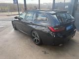 BMW 330 3 Touring 330 i xDrive M Sport erst 4822km - BMW 330 Touring Kombi Gebrauchtwagen