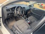 Volkswagen Jetta.2.0TDI,Klima,Navi,Tüv&Insp neu Top Zustand - Volkswagen Jetta: TDI