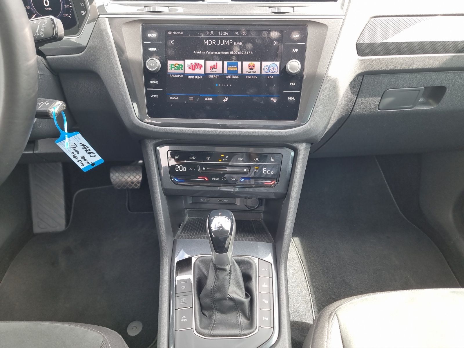 Fahrzeugabbildung Volkswagen Tiguan Elegance eHybrid DSG IQ.Light ACC 18" AHK