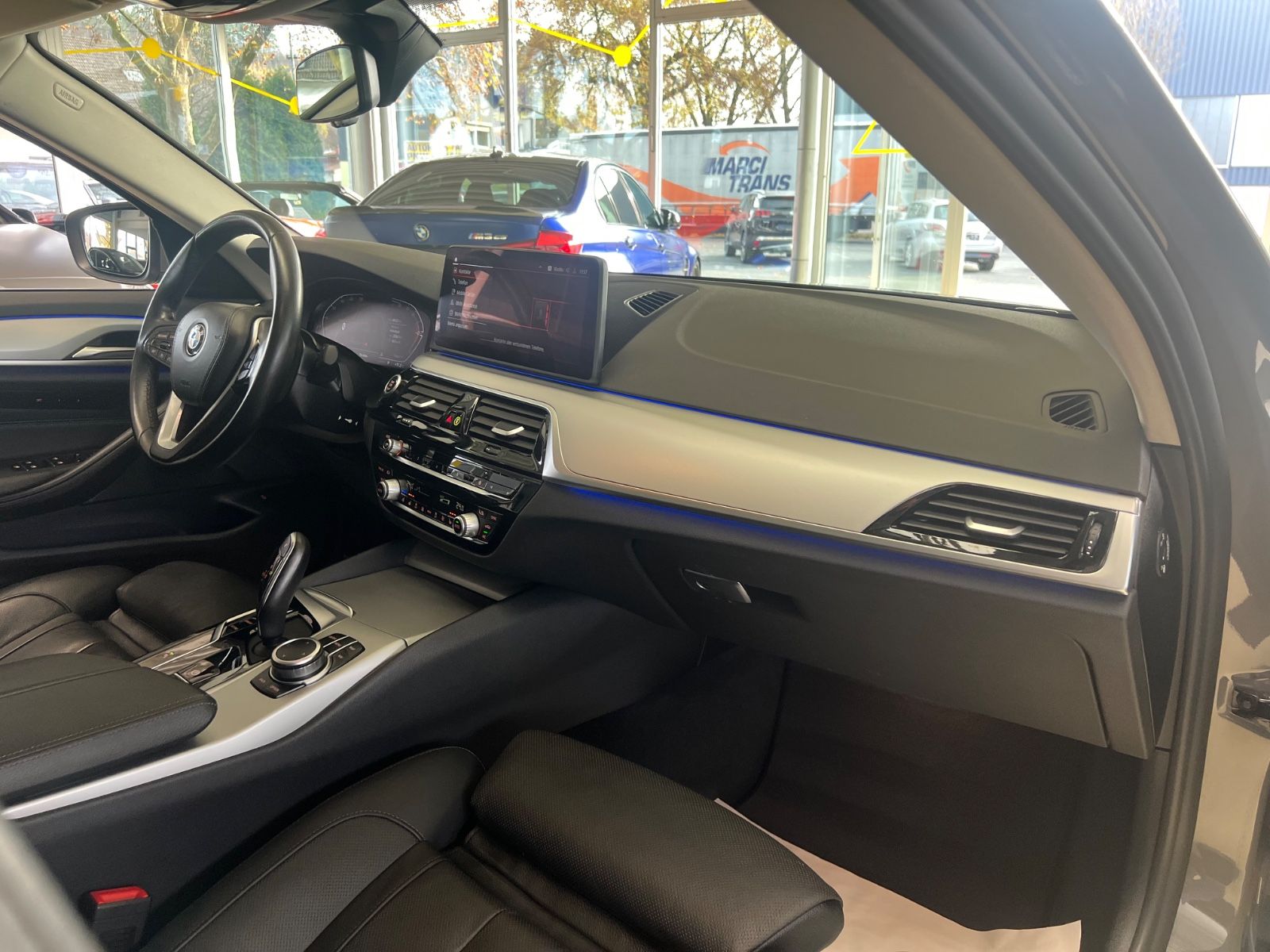 Fahrzeugabbildung BMW 520 d Lim. Mild Hybrid *SITZBELÜFTUNG*MEMORY*