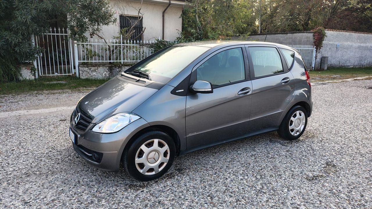 Mercedes-Benz A 160