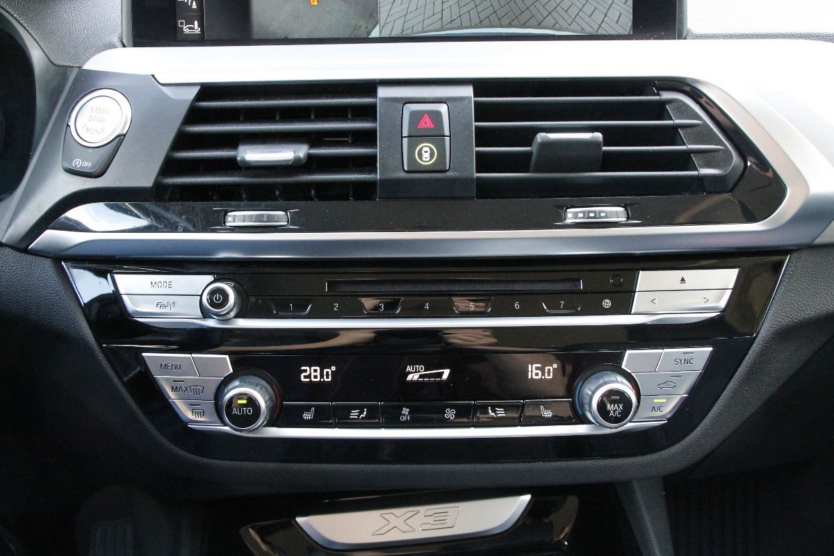 Fahrzeugabbildung BMW X3 xDrive 20 d 2.0 xDrive SAV