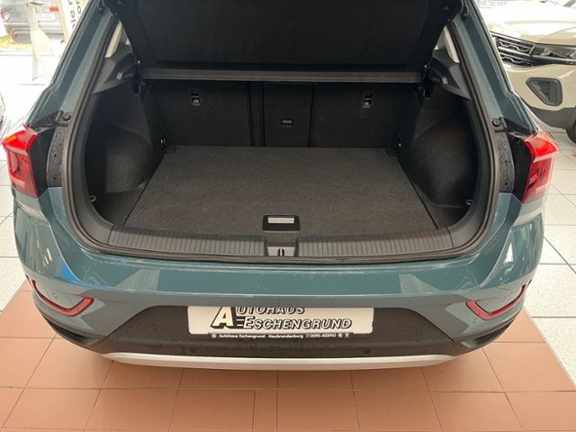 Fahrzeugabbildung Volkswagen T-Roc 1.5 TSI DSG GOAL KAMERA GJR AHK