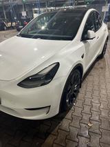 Tesla Model Y Performance Dual Motor AWD Performance - Tesla Model Y in Bremen