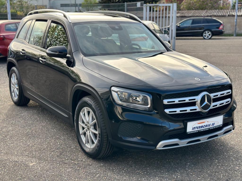 Mercedes-Benz GLB 180