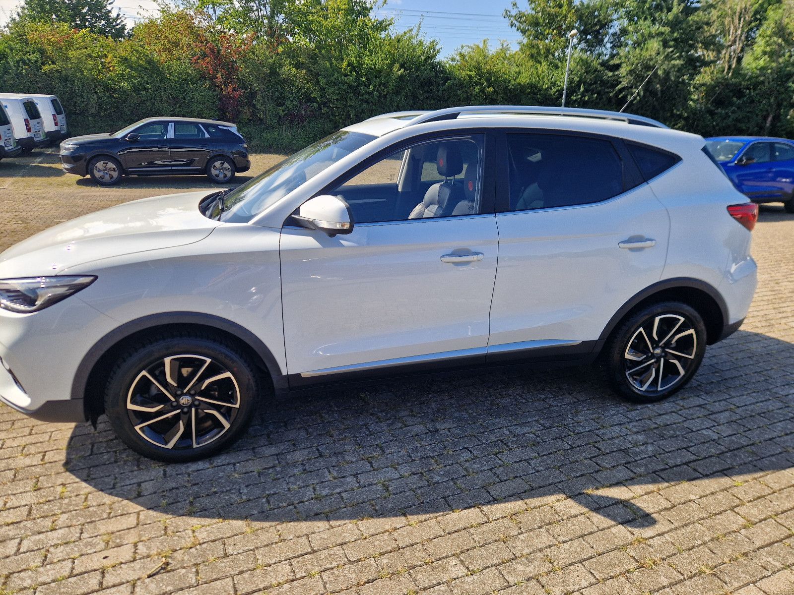 MG ZS