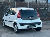 Peugeot 107 TÜV + INSPEKTION + REIFEN + BREMSEN NEU !!! - gebrauchte Peugeot 107 aus dem Jahr 2012