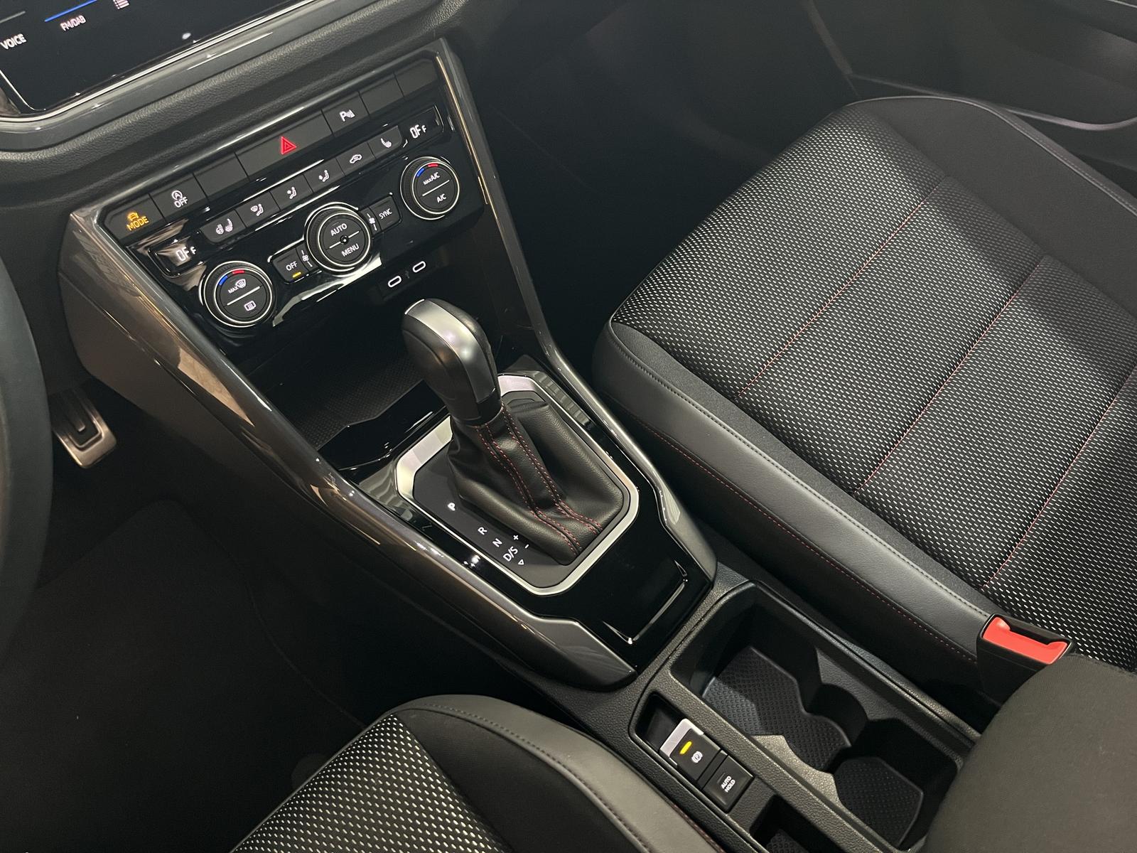 Volkswagen T-Roc Sport Teil-Leder RCam Navi ACC AHK LED SHZ, миниатюра 23