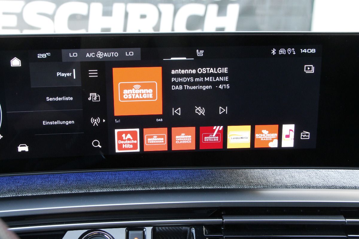 Fahrzeugabbildung Peugeot 3008 Allure Hybrid 145 e-DSC6