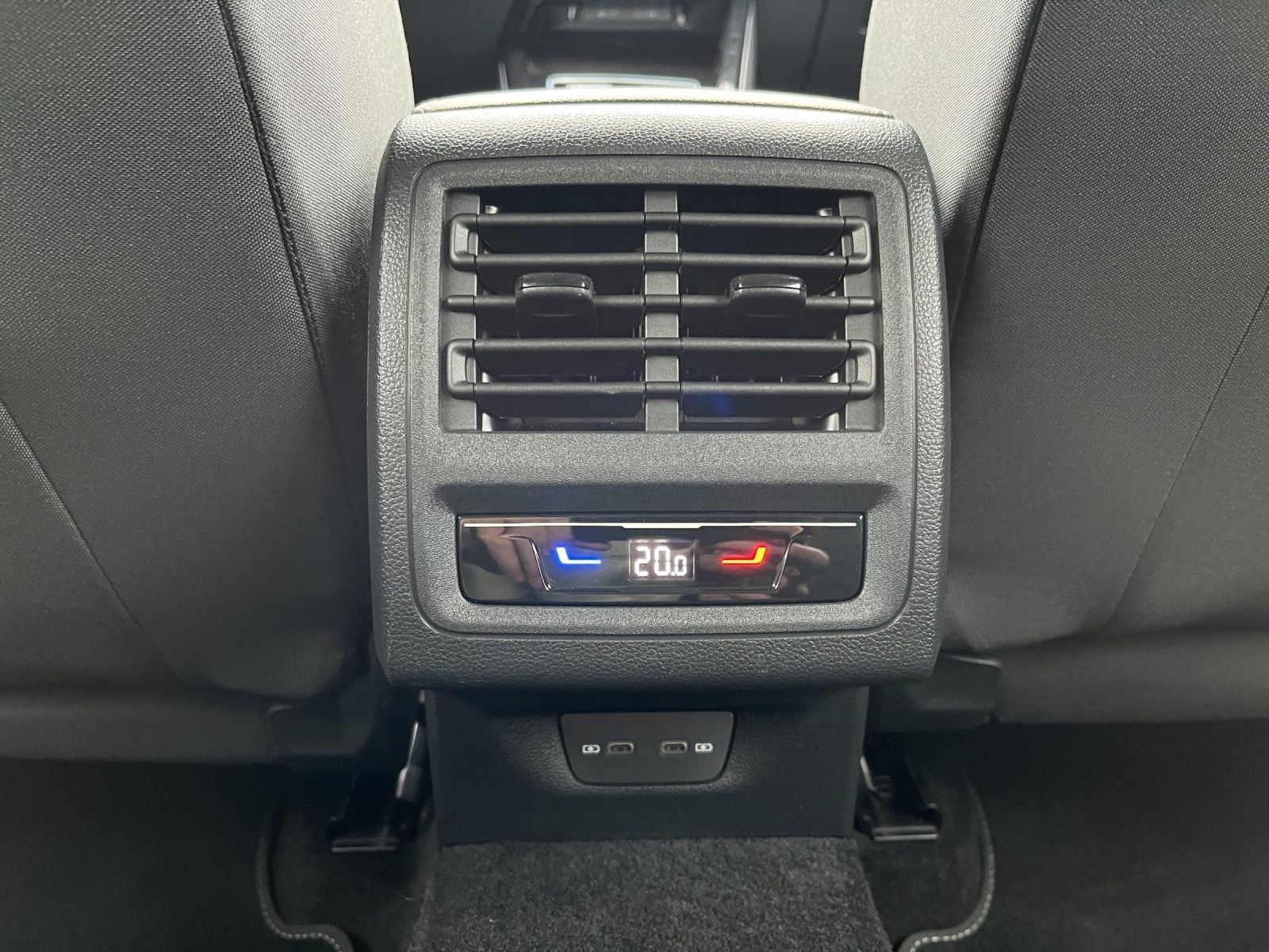 Volkswagen Golf - Bild 17