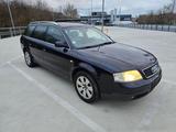 Audi A6 2.5 TDI Avant Xenon 6-Gang Alu nur 198655km - Audi A6 aus 2000: Kombi