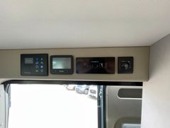 Pössl Summit Shine 600 L  | Premium & Assistenz Paket*