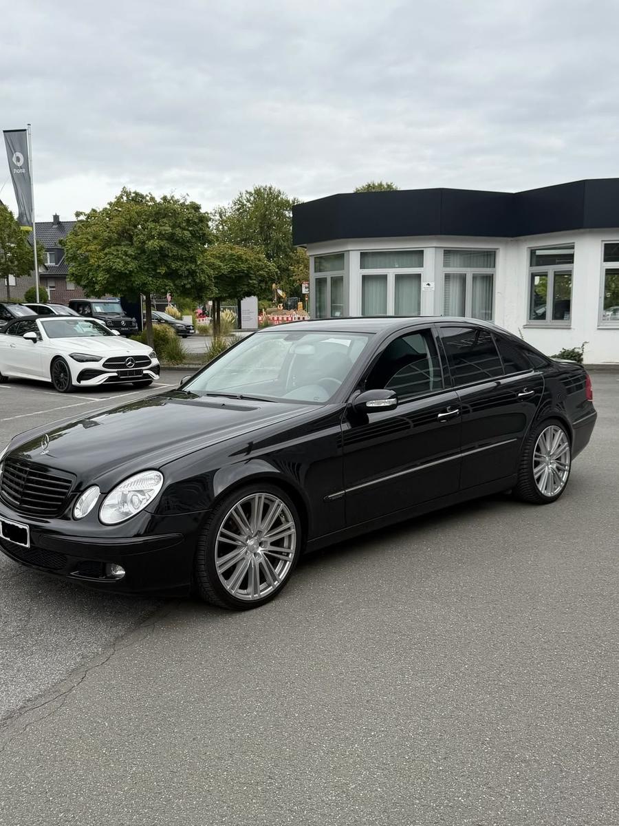 Mercedes-Benz E 280