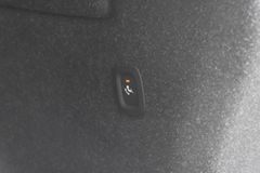 Fahrzeugabbildung Volvo XC40 R-Design D4 AWD *STHZ*AHK*360*DAB*LED*