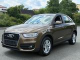 Audi Q3 2.0 TDI quattro - Audi Q3: Braun