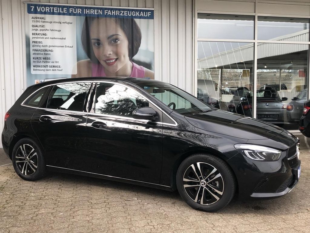 Mercedes-Benz B 200
