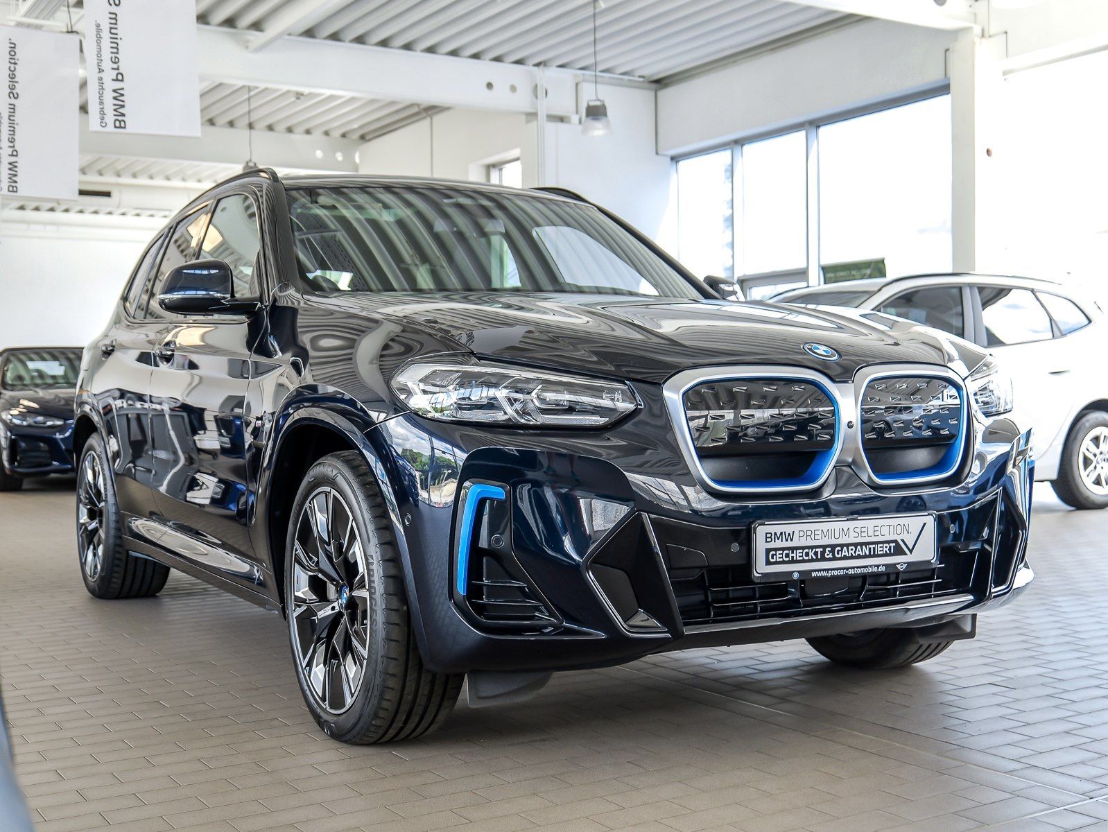 BMW iX3 - Bild 7