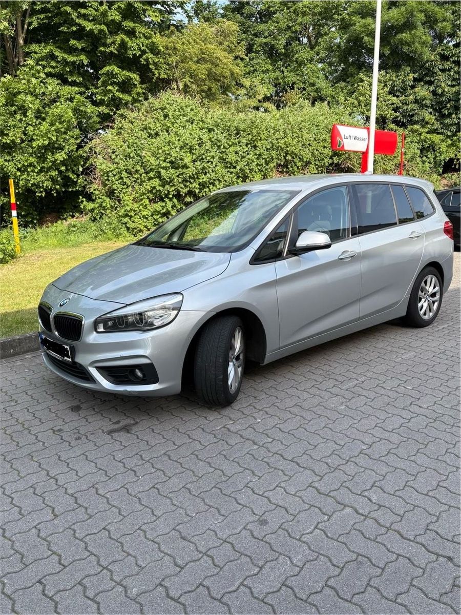 BMW BMW 220d Grand Touré alles in einem guten ...