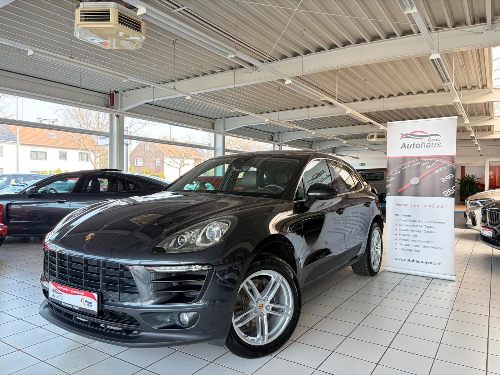 Porsche Macan Panorama Kamera CarPlay Leder Braun