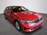 BMW 330d Advantage | Navi | Laser | HUD | Kamera - rote BMW 330