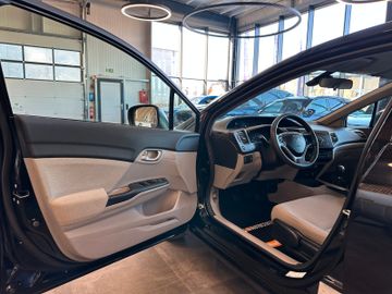 Honda Civic Lim. 4-trg. Comfort *2. Hand*Klima*SHZ*CD*