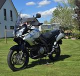 Suzuki V-Strom DL 1000