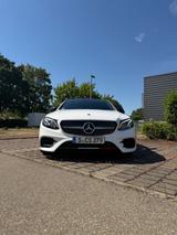 Mercedes-Benz E 200 AMG Line Autom. AMG Line - Mercedes-Benz E 200 Gebrauchtwagen in Stuttgart