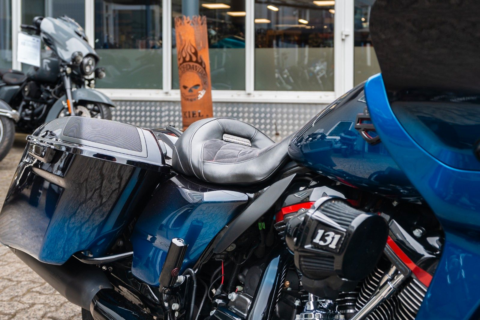 Fahrzeugabbildung Harley-Davidson CVO ROAD GLIDE 117 FLTRXSE 131 CUI SE Öhlins