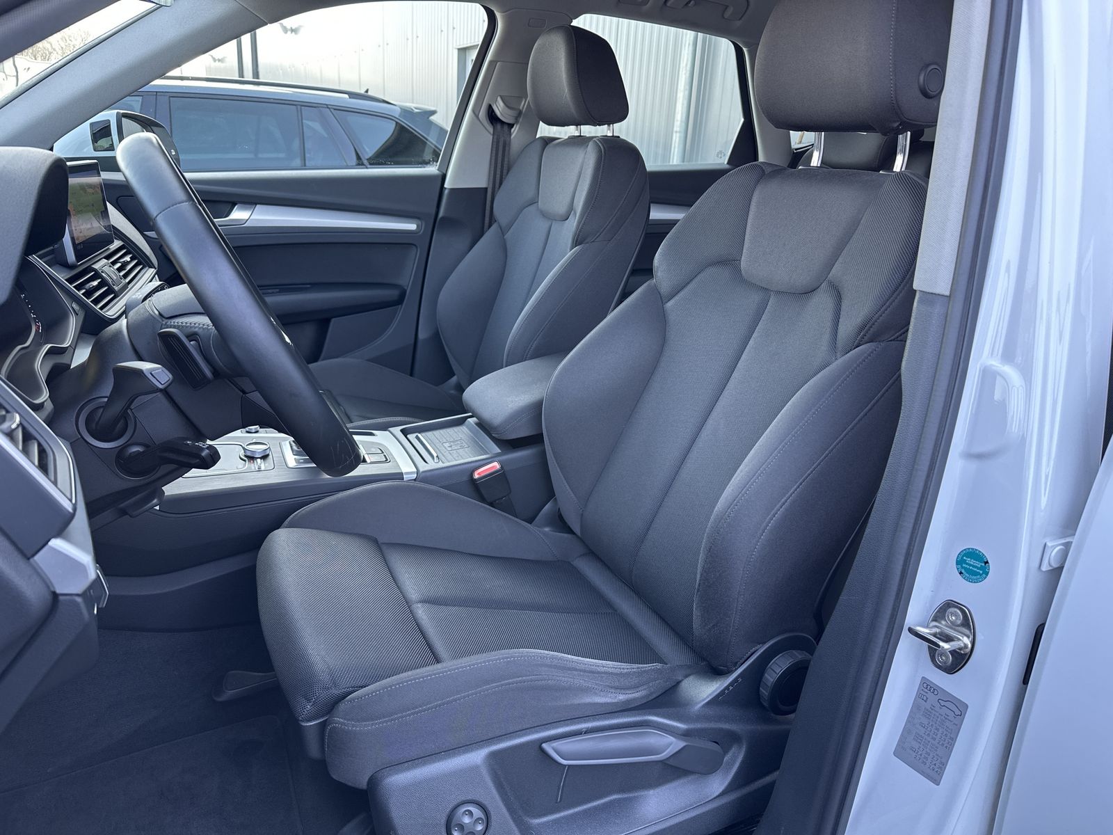 Fahrzeugabbildung Audi Q5 55 TFSI e Quattro S-Line NAV+LED+AHK+ACC+20ZO