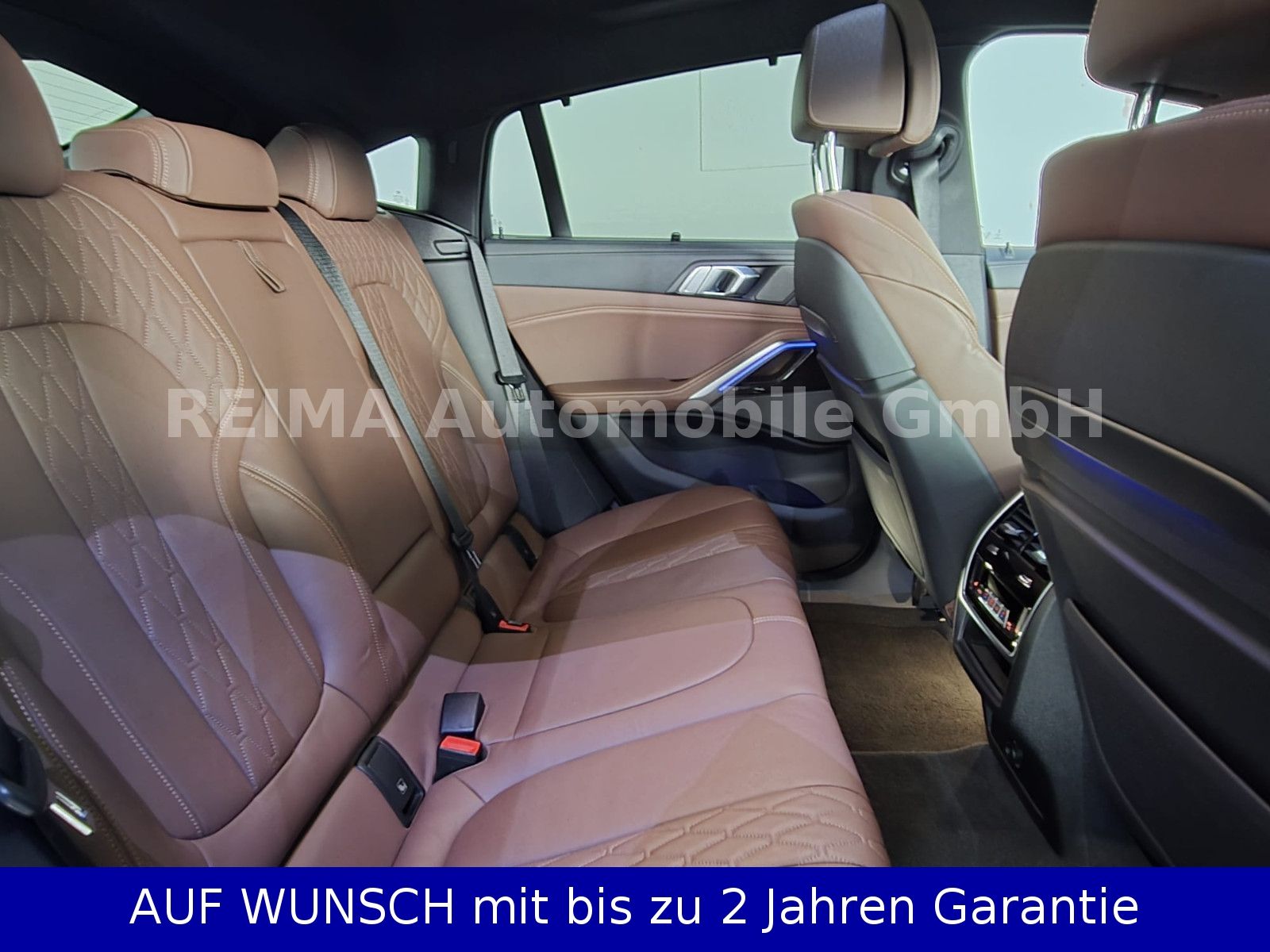 Fahrzeugabbildung BMW X6 M50 i, Laser, HUD, Pano, AHK