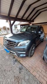 Mercedes-Benz ML 350 BlueTEC 4MATIC - - Mercedes-Benz ML 350 mit Diesel-Antrieb