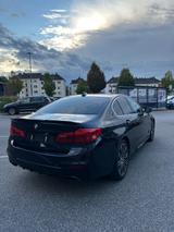 BMW 540i M-Paket - BMW 540 mit Benzin-Antrieb: Limousine