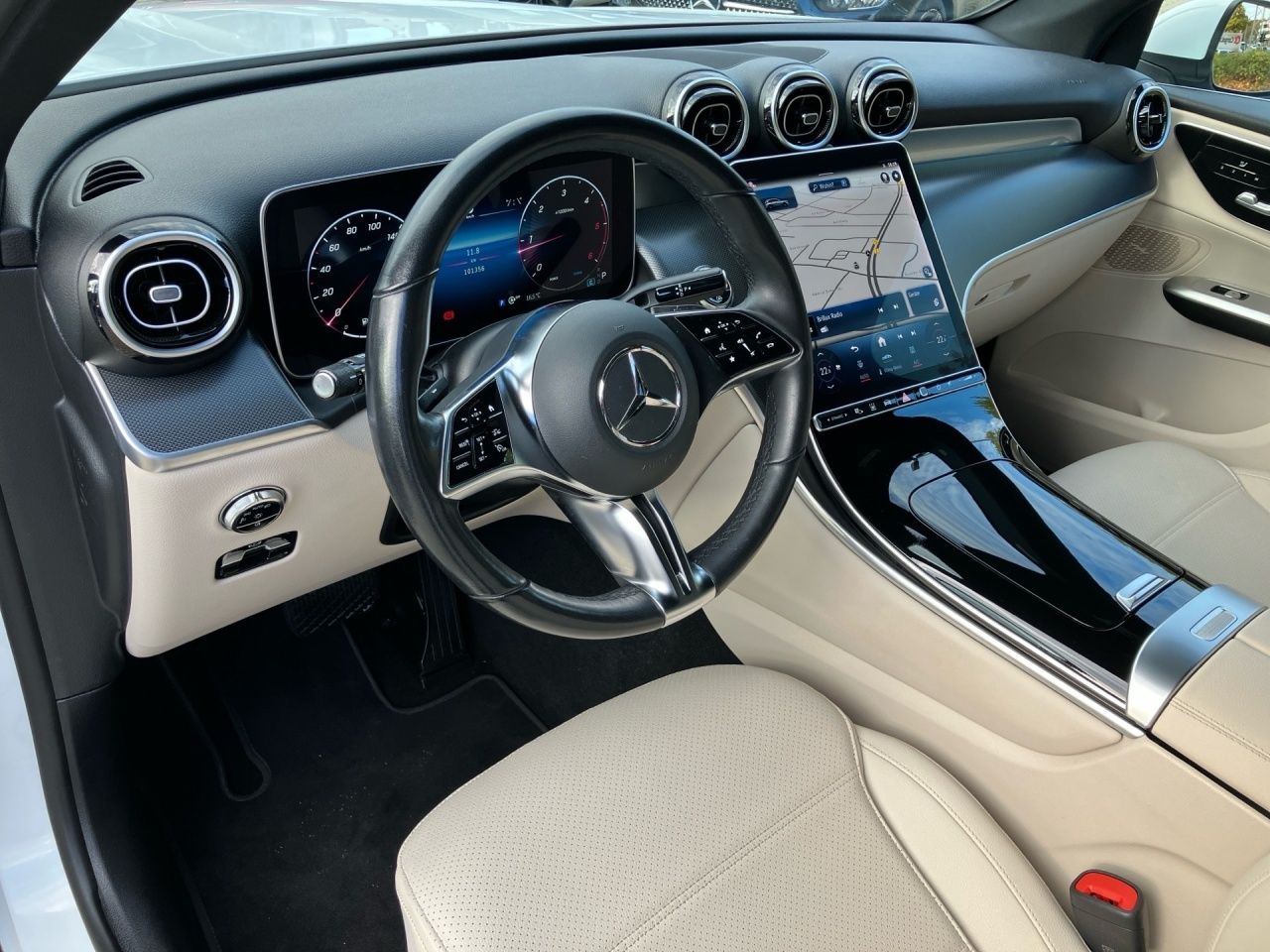 Fahrzeugabbildung Mercedes-Benz GLC 220 d 4M AVANTGARDE+360+STNDHZ+DISTR+MEMORY+