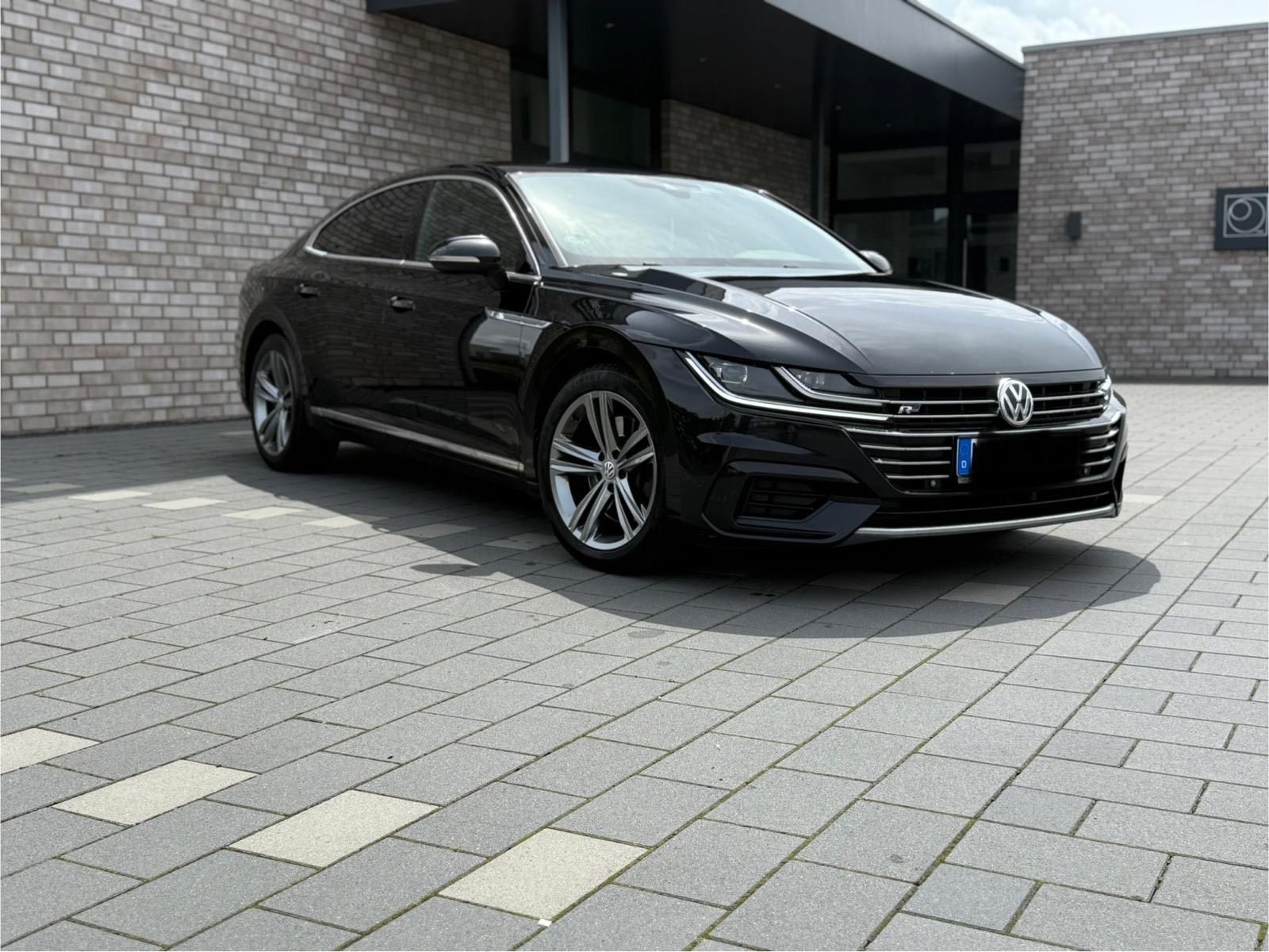 VW VW Arteon 2.0 TDI R-Line 4Motion  gepfleg...