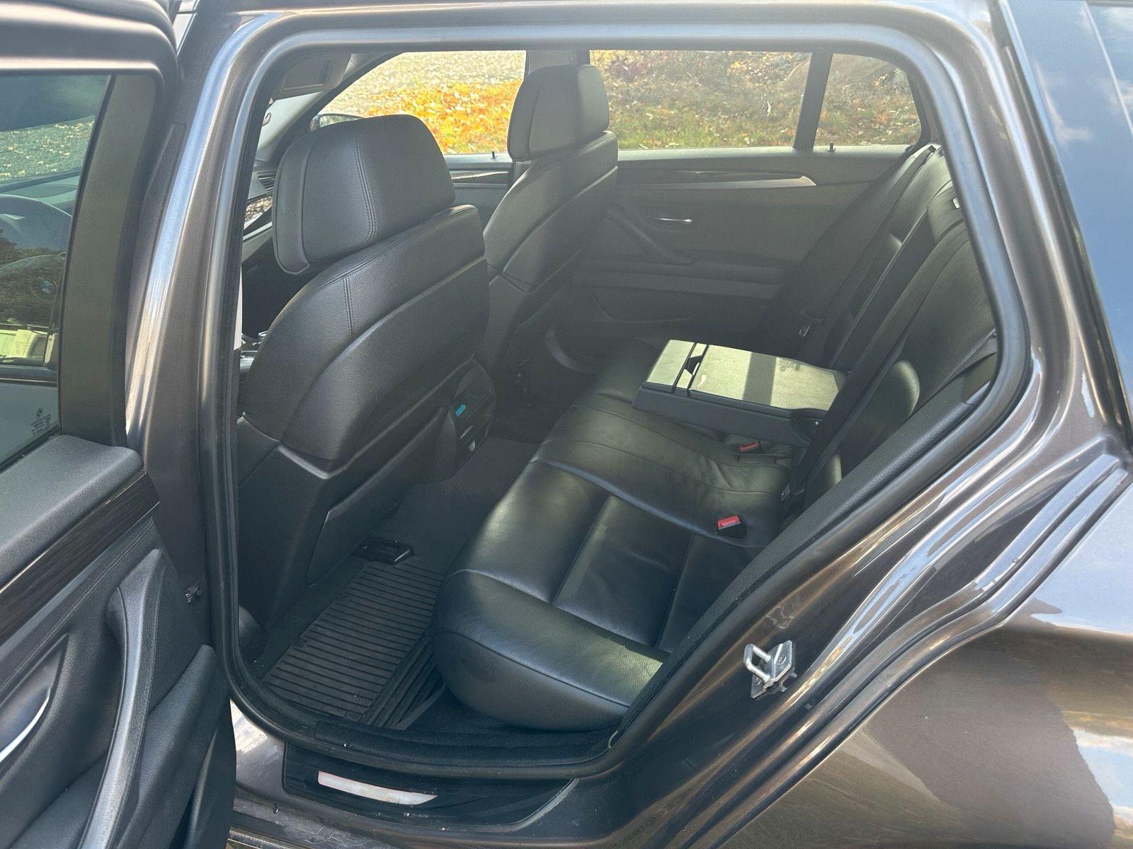 BMW 535 2011 — photo 9