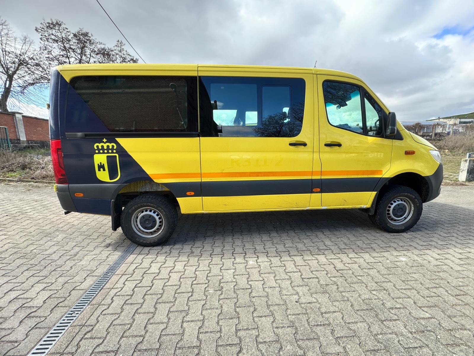 Mercedes-Benz Sprinter,V6 Diesel,L2H1,4x4,Automatik,8 Sitze