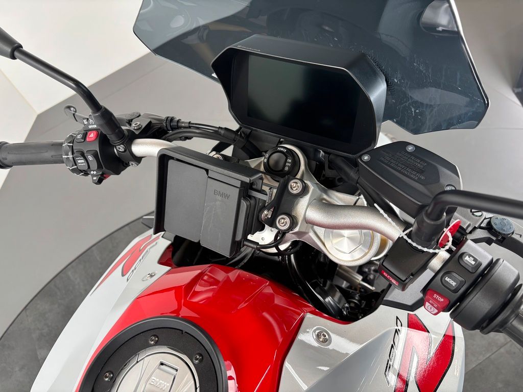 Fahrzeugabbildung BMW F900 R A2 *VIEL AUSSTATTUNG *SCHECKHEFT *SERVICE