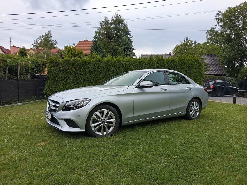Image of Mercedes-Benz C 220