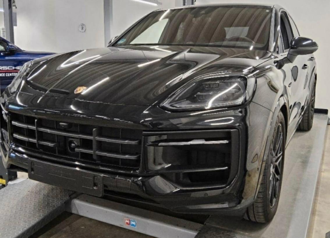 Porsche Cayenne Coupe E-Hybrid *SportDesign*HAL*SpAbgas*