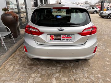 Fahrzeugabbildung Ford Fiesta Cool & Connect