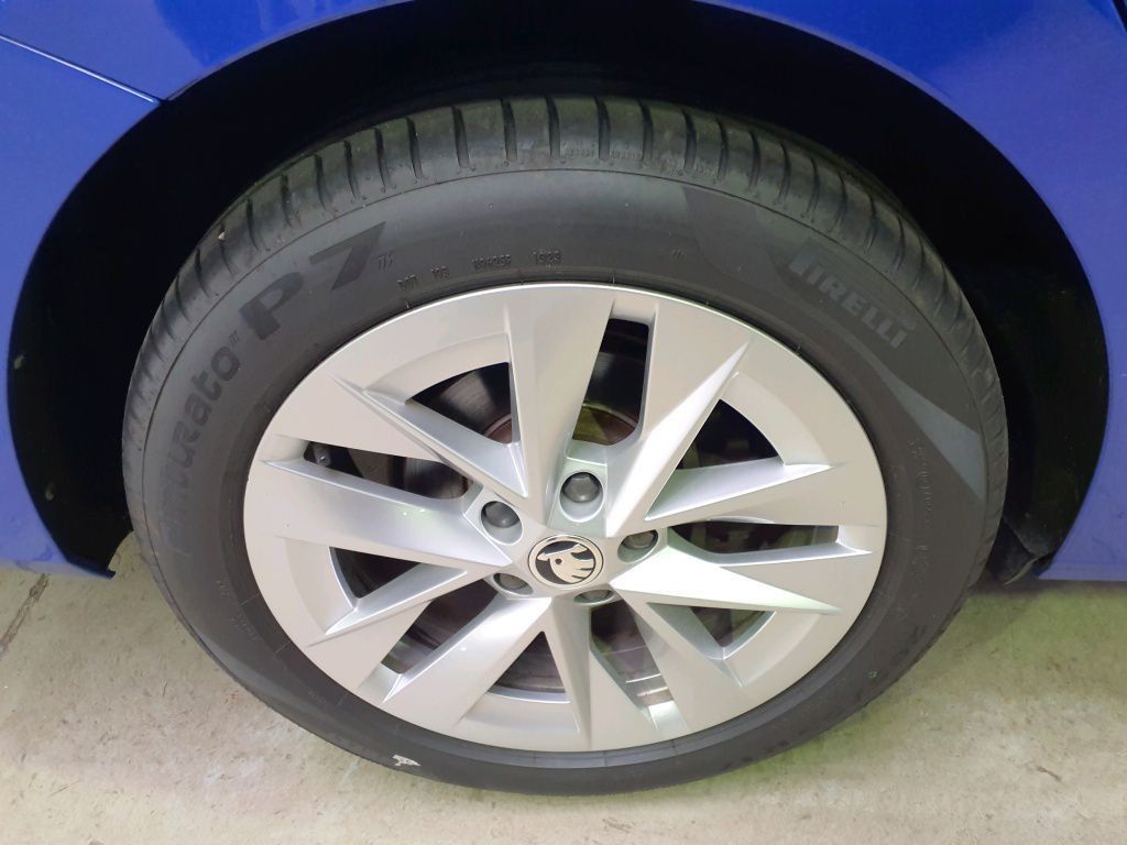 Skoda Octavia iV Combi Ambition 1.4 TSI 150kW PDC*RFK