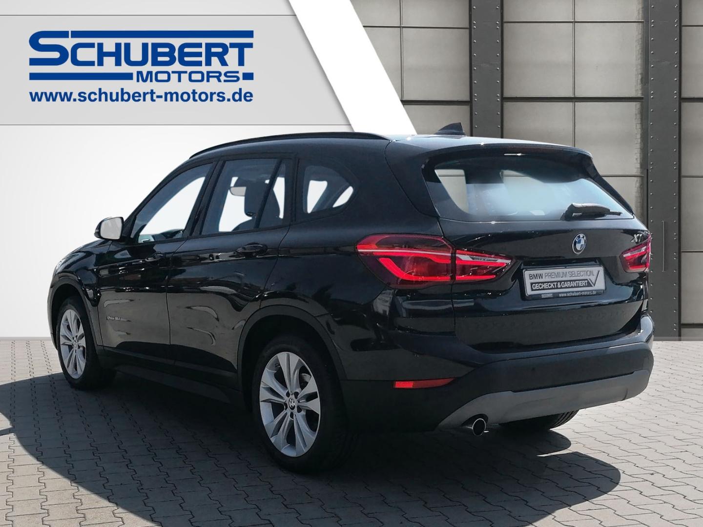 BMW X1 xDrive18d LED AHK Navi Komfortzugang El. Heck