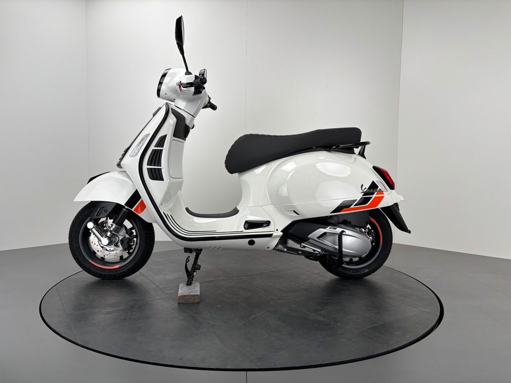Fahrzeugabbildung Vespa GTS 310 SuperSport E5+ *NEUFAHRZEUG