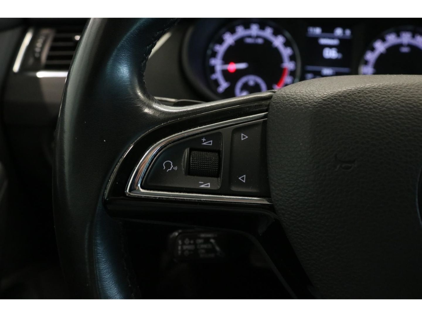 Fahrzeugabbildung SKODA Octavia Combi Soleil Händler/Export