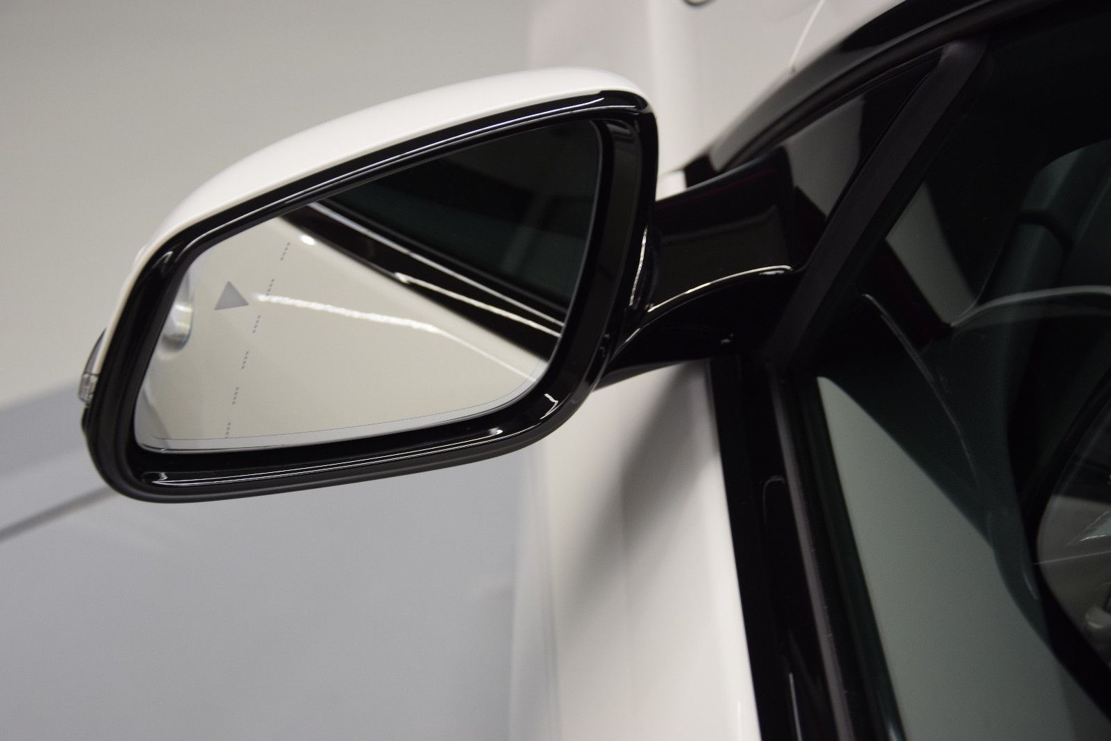 Fahrzeugabbildung BMW 218 i Gran Coupé M Sport H&k Pano HuD Leder ACC