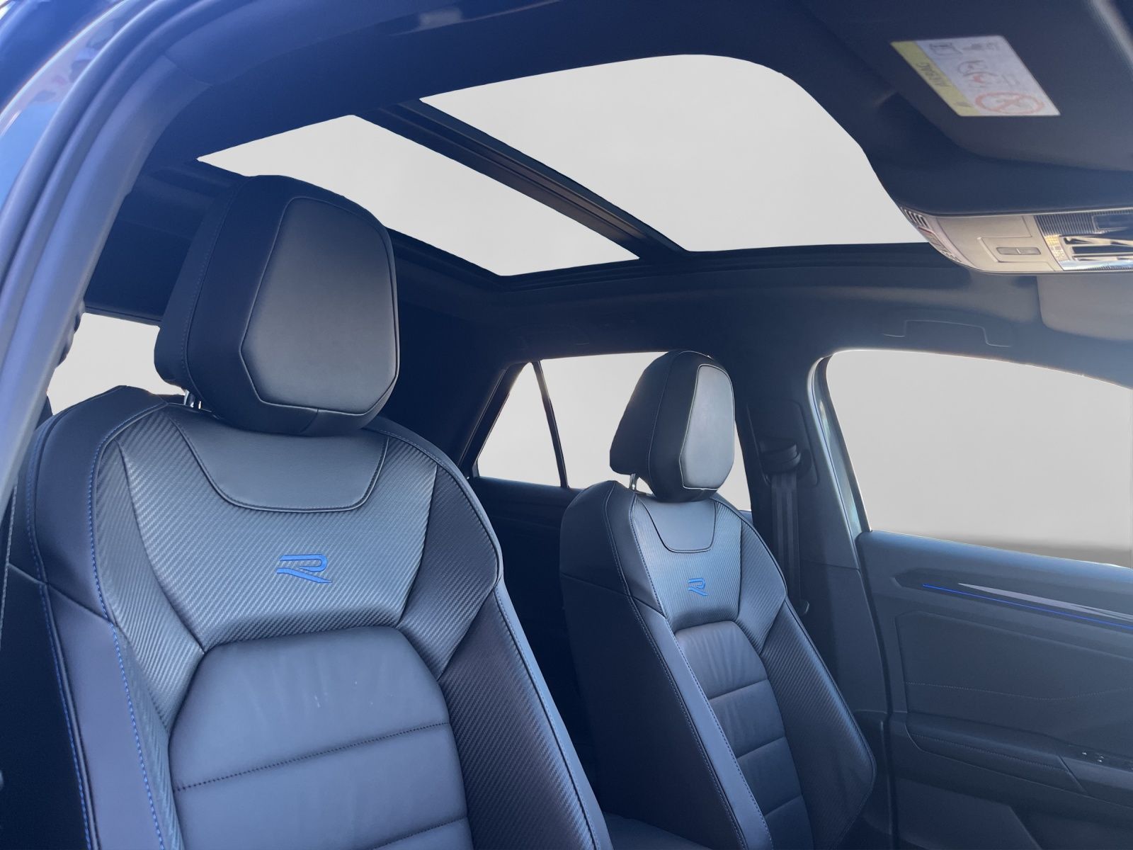 Volkswagen T-Roc - Bild 4