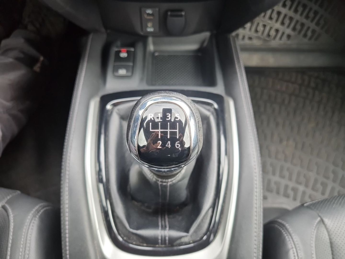 Fahrzeugabbildung Nissan X-Trail Tekna (T32)(05.2014- )
