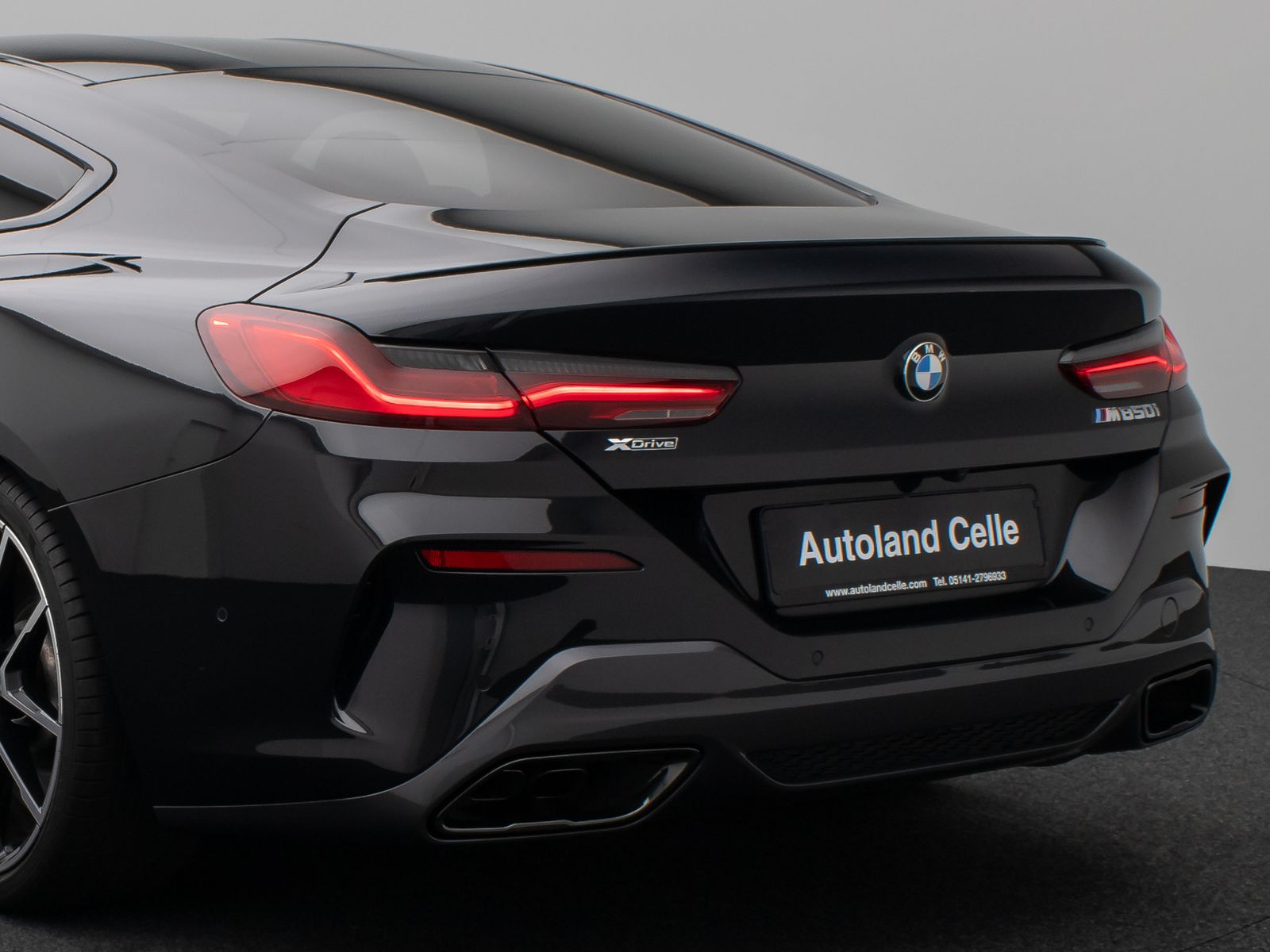 Fahrzeugabbildung BMW M850i xD Coupé 360°Laser HUD SoftCl Komfort 20"
