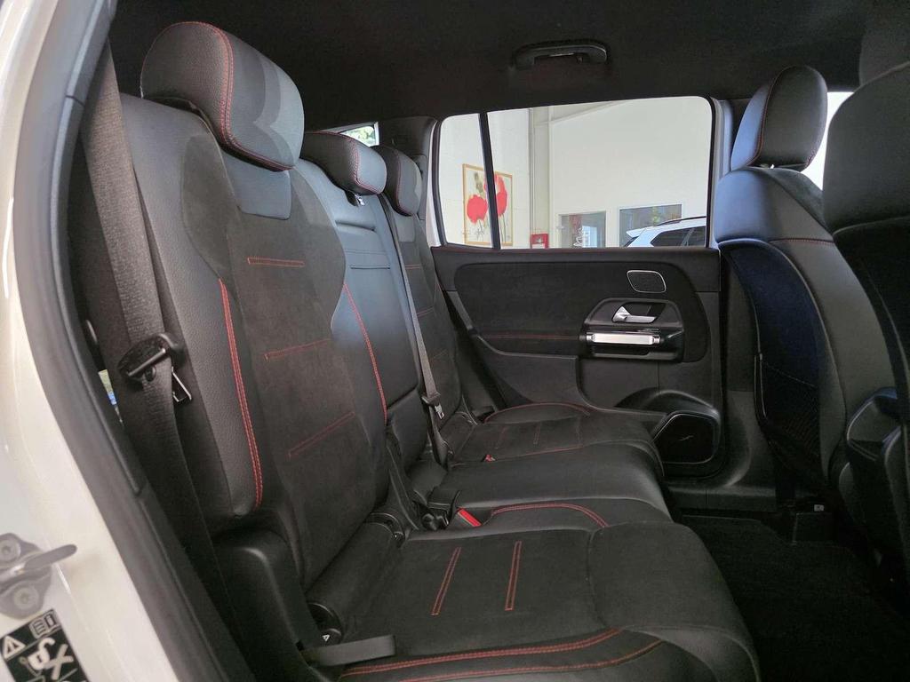 Mercedes-Benz GLB 250