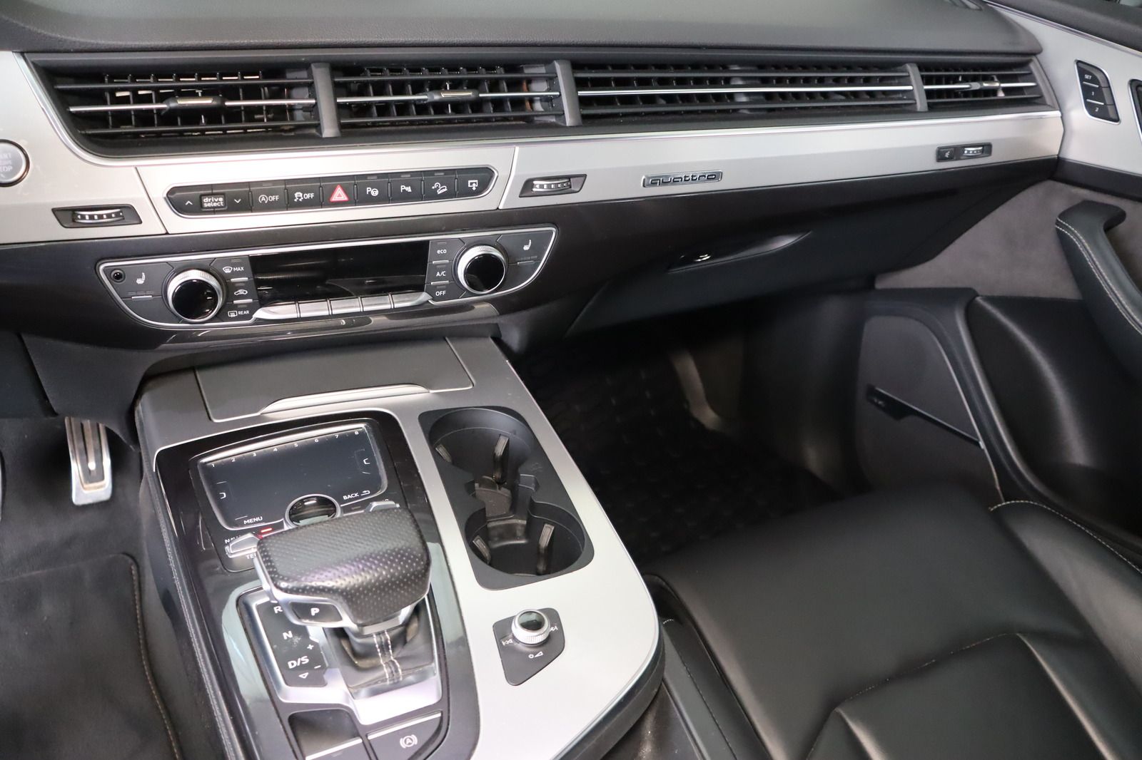 Fahrzeugabbildung Audi Q7 3.0 TDI quattro S-line * HUD * Matrix *